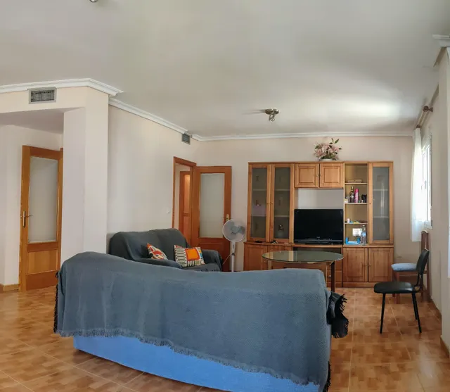 OLULA DEL RÍO ( ALMERÍA ). VENTA DE PISO DE 3 habitaciones, ASCENSOR, GARAJE Y TRASTERO. — 8