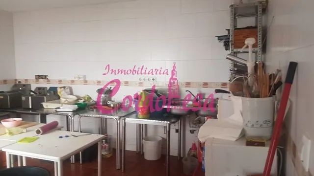 CASA INDEPENDIENTE A 5 MINUTOS DEL AYUNTAMIENTO!!! — 6