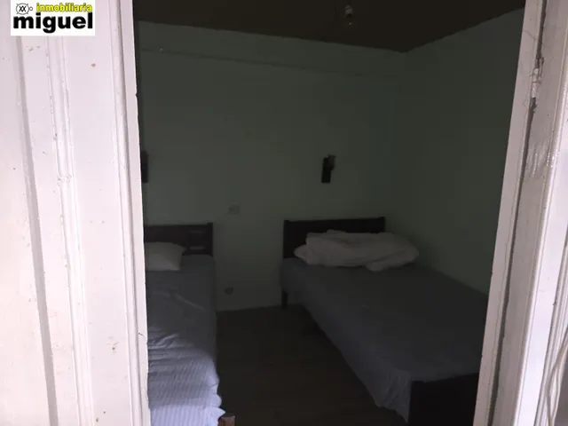 Se vende gran casa de piedra con cuadra anexa en Herrerías — 18