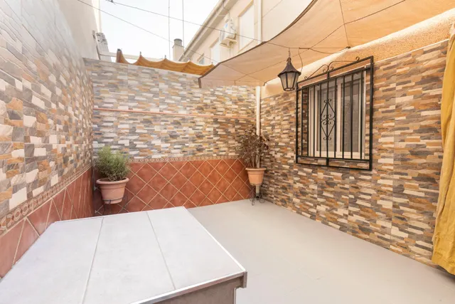 PRECIOSO ADOSADO CON PATIO, TERRAZA, COCHERA Y ESTUFA DE LEÑA EN LAS GABIAS (GRANADA) — 28