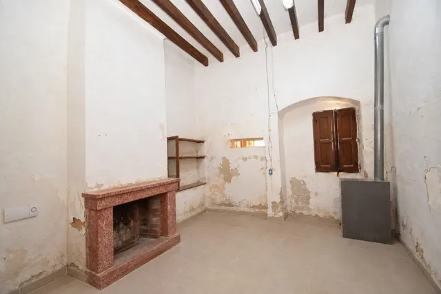 Casa para reformar con jardín en Sa Pobla — 5