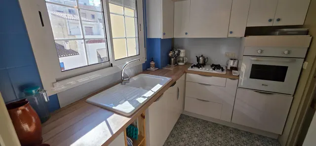 Exclusivo apartamento reformado con vistas al mar y al puerto en el corazón de L’Ametlla de Mar — 10