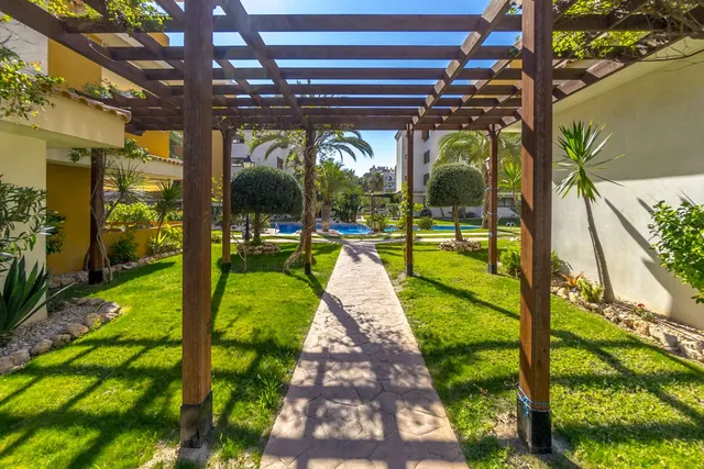 APARTAMENTO DE 2 DORMITORIOS 2 BAÑOS EN PINTA PRIMA ( ORIHUELA COSTA ) — 32