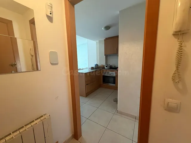 Piso de 2 habitaciones con parking y ascensor — Vilatenim, F - foto 3