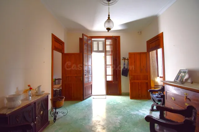 Casa de pueblo con patio y garaje en Muro - foto 3