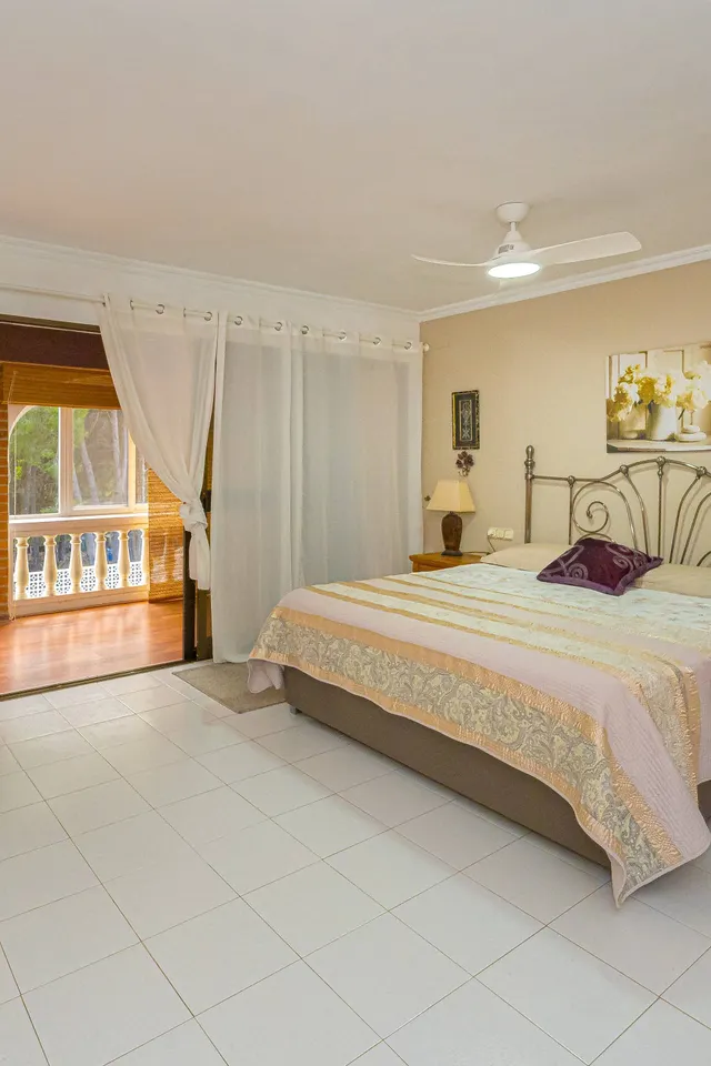Villa Montgó. Villa tradicional en venta en las laderas del Montgó, entre Dénia y Jávea. — 41