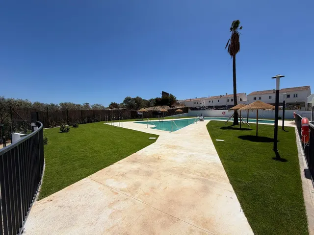 Bajo SUROESTE con altura de primera con terraza y jardín con vista al Mar — 25