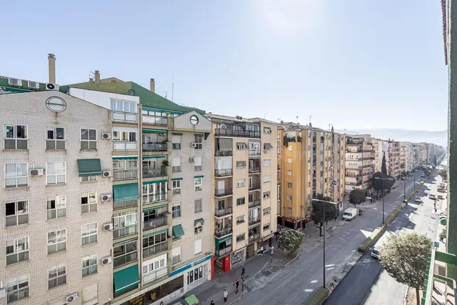 Piso en Camino de Ronda — 2