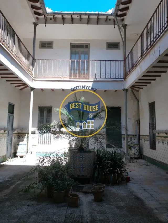 CASA HISTÓRICA CON TERRENO URBANO A LA VENTA EN MONTAVERNER!!! — 36
