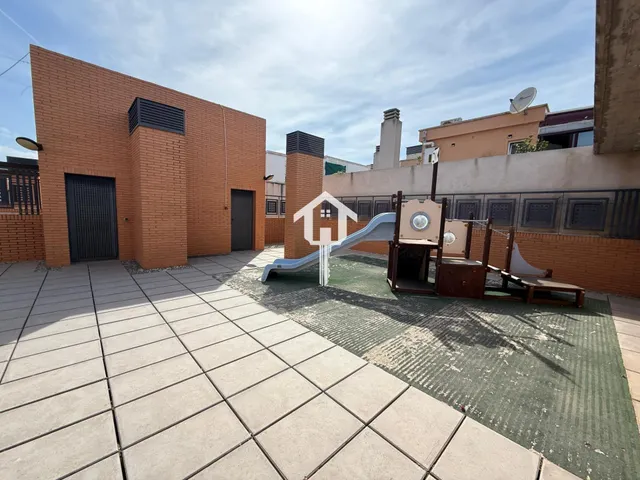 Piso en venta en san vicente del raspeig, 188 m2, 4 habitaciones, 2 baños, garaje, piscina, áreas verdes — 46