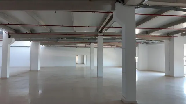 NAVE EN VENTA EN EL PTL VALLADARES (VIGO) — 14