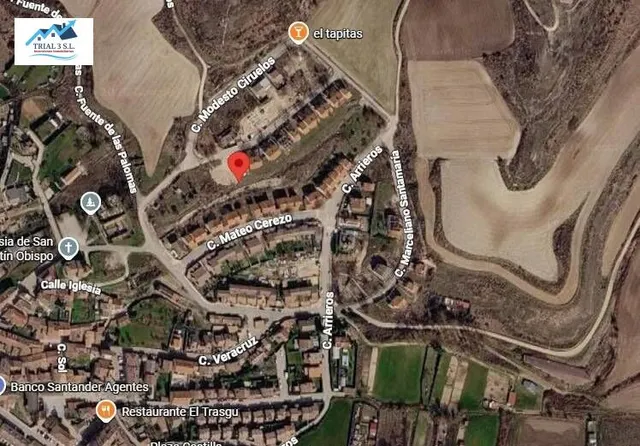 Venta de 46 viviendas unifamiliares en Cardeñadijo (Burgos) — 2