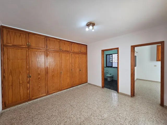 Chalet adosado en venta en Calle Misericordia — 31