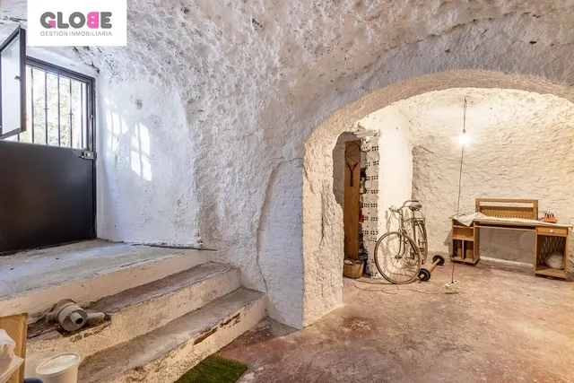 Casa reformada en el Camino del Sacromonte — 36