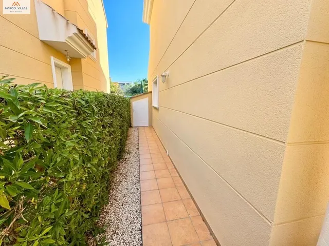 Villa en San Fulgencio-1317LM- Marco Villas Real Estate — 25