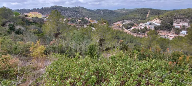 PARCELA EN VENTA EN CASTELLET I LA GORNAL .URBANIZACIÓN LOS 