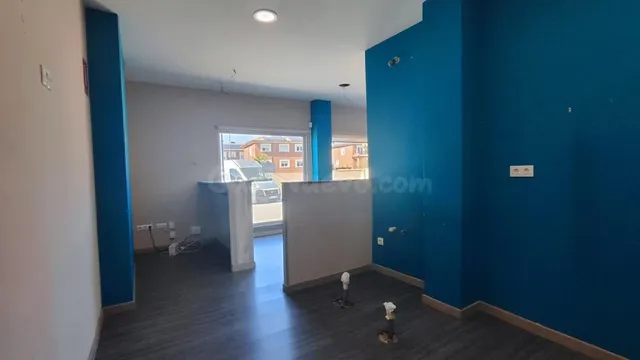 Local comercial acondicionado junto a Espacio León – ideal p - foto 4