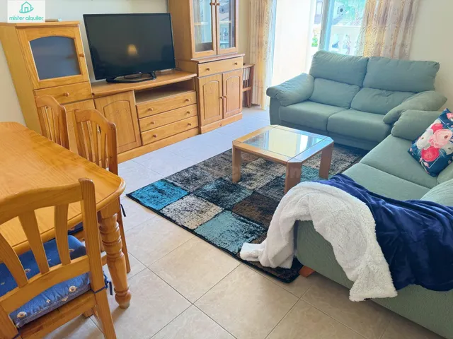 LUMINOSO APARTAMENTO CON TERRAZA Y GARAJE A DOS MINUTOS DEL  - foto 3