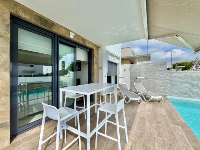 Villa 3 habitaciones 92m² en venta - Bellavista — 49