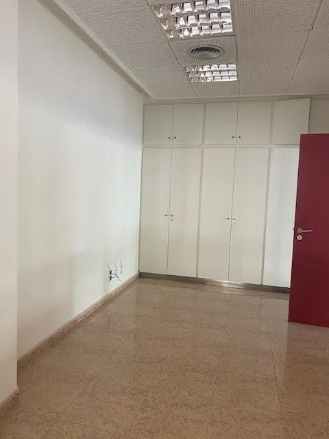 LOCAL COMERCIAL EN ALQUILER — 3