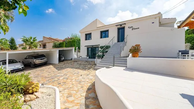 Casa 3 habitaciones 211m² en venta - Las Filipinas - foto 4