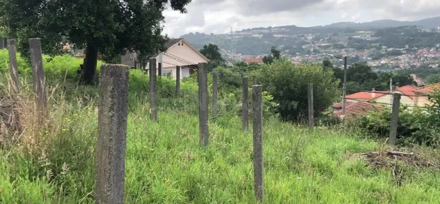 Terreno urbano edificable de 1.285 m2 con vistas en Lavadore