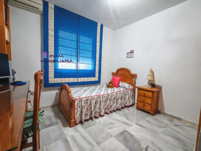 Amplia Propiedad Pareada en Churriana, Málaga. — 20