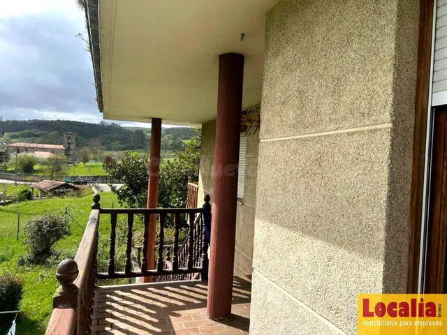 Chalet individual con garaje en venta en Reocín — 13