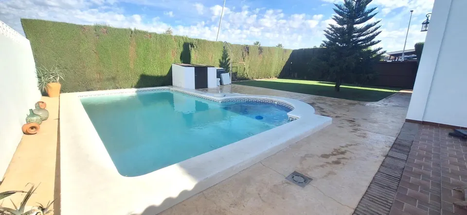 ✨ ¡tu nuevo hogar te espera en Alcalá del Río! ✨