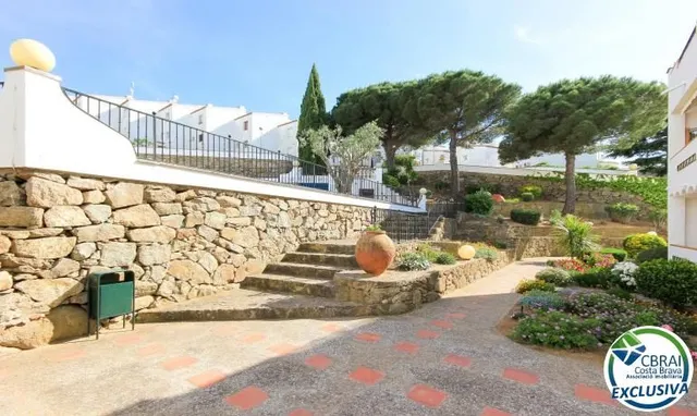 Apartamento con terraza, piscina, parking y licencia turística en Puig Rom – Roses — 23
