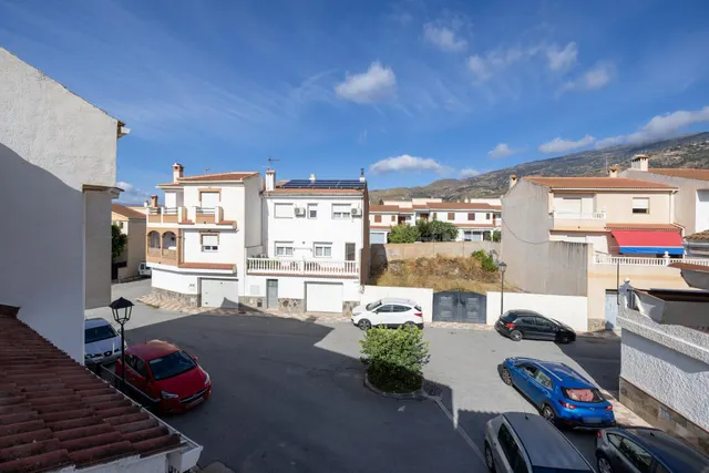 Casa de 6 dormitorios con piscina privada, terrazas y espectaculares vistas en Órgiva – Granada — 30
