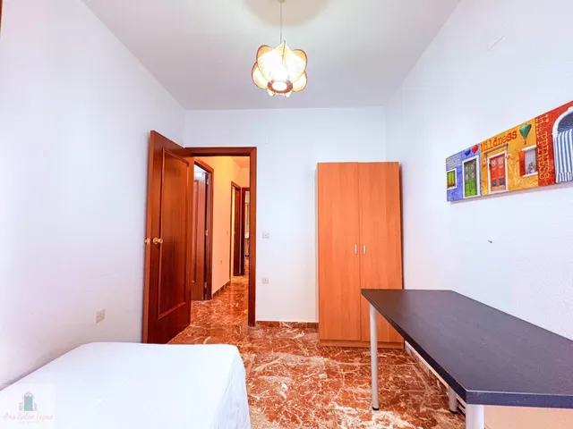 En venta en Valdepasillas, junto a Sinforiano Madroñero — 27