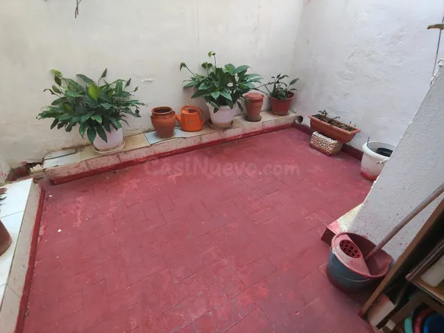 Piso de 4 habitaciones con ascensor, balcón y terraza interi - foto 3
