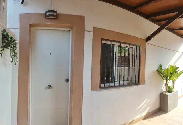 Chalet de lujo 2hab nueva Torrevieja con solarium y garaje — 23