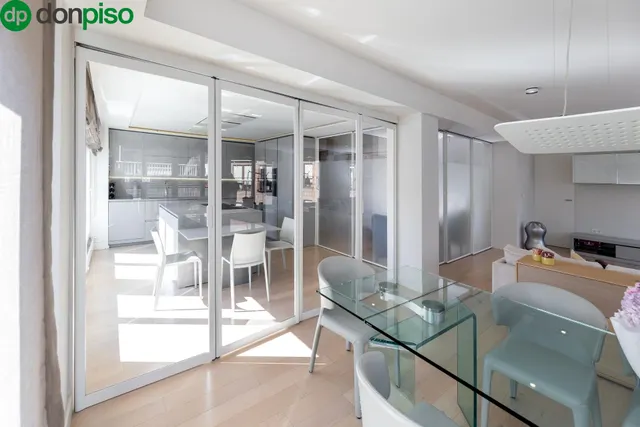Exclusiva vivienda con vistas al Palacio de los Patos, junto Recogidas, 4 dormitorios 3 baños — 14
