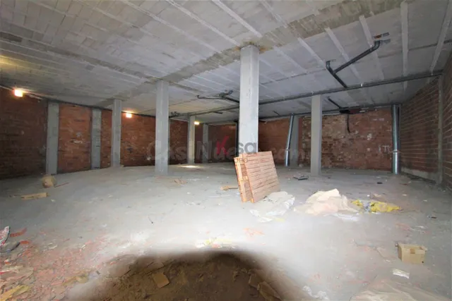 LOCAL COMERCIAL EN ZONA PABELLON DE EL EJIDO - foto 4