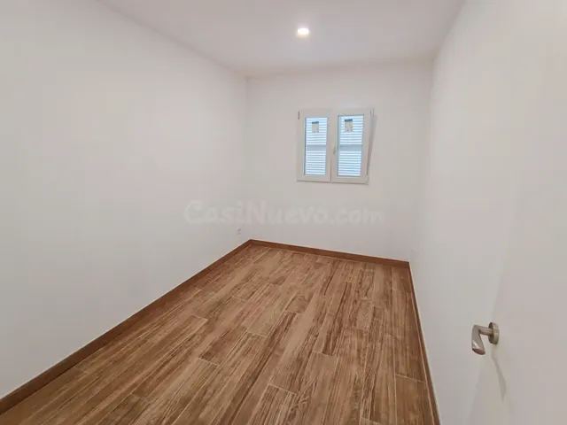 Se venden dos locales recién reformados cerca del mar en Mag - foto 3