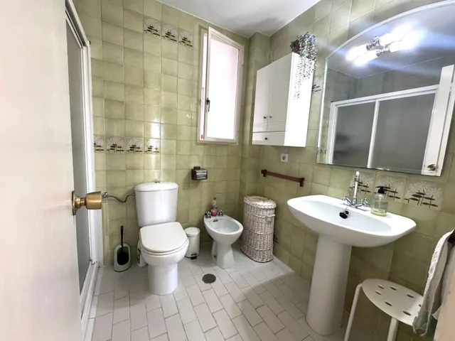 Se vende piso en av. duque de abrantes — 23