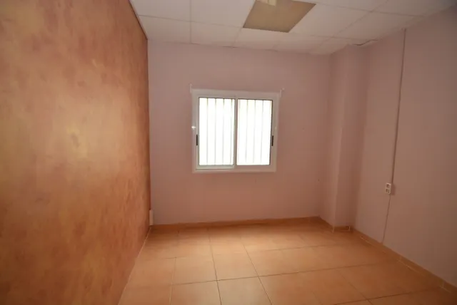 LOCAL COMERCIAL en VENDA a PIERA — 6
