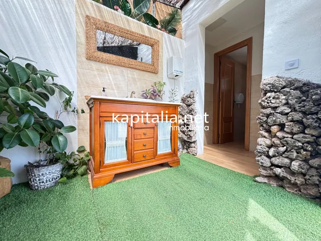 Restaurante y zona de ocio en Gaianes — 38