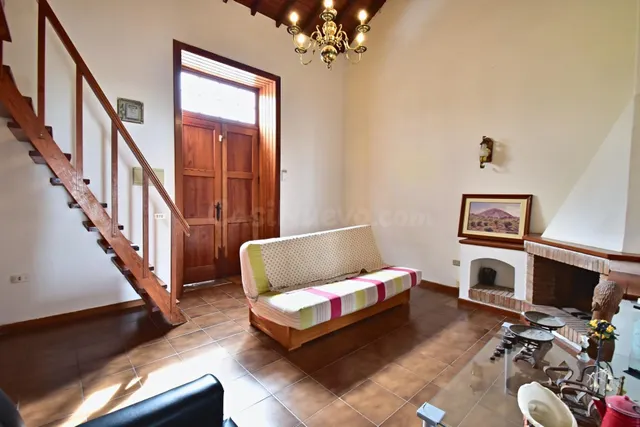 Excelente Casa Terrera en Pleno Centro