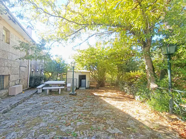 “Pequeña casa, gran encanto: un refugio rural con casi 900 m2 de finca en Esfarrapada” — 6