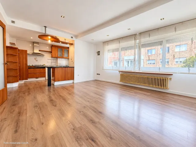 Roses I Piso céntrico con espectacular garaje de 65 m2 y terraza privada con barbacoa — 6