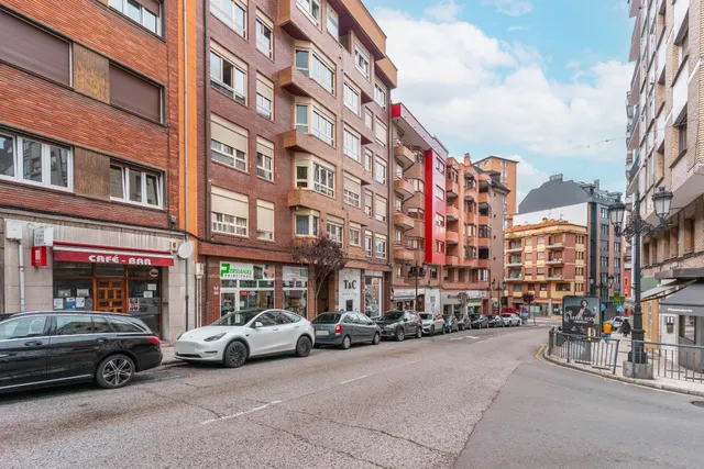Piso en Silla del Rey, Oviedo — 33