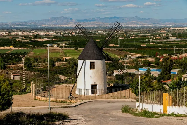 VILLAS DE OBRA NUEVA EN ROJALES — 10