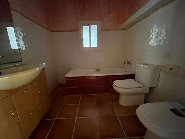 CASA EN VENDA AL CENTRE DE VALLBONA D'ANOIA — 9