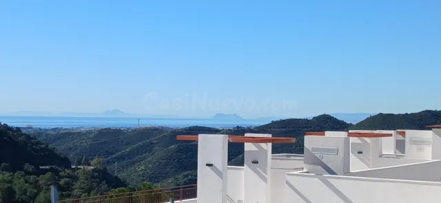 Exclusivo Atico de lujo con solarium en una preciosa urbaniz - foto 2