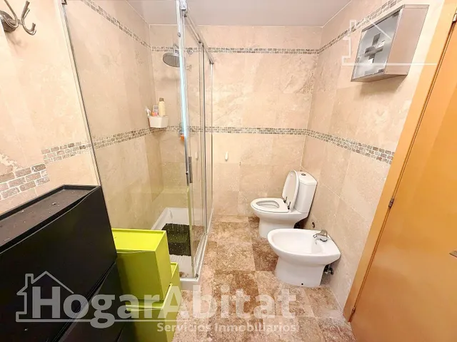 ¡encantador chalet! amplio y sofisticado con piscina, garaje y dos terrazas — 32