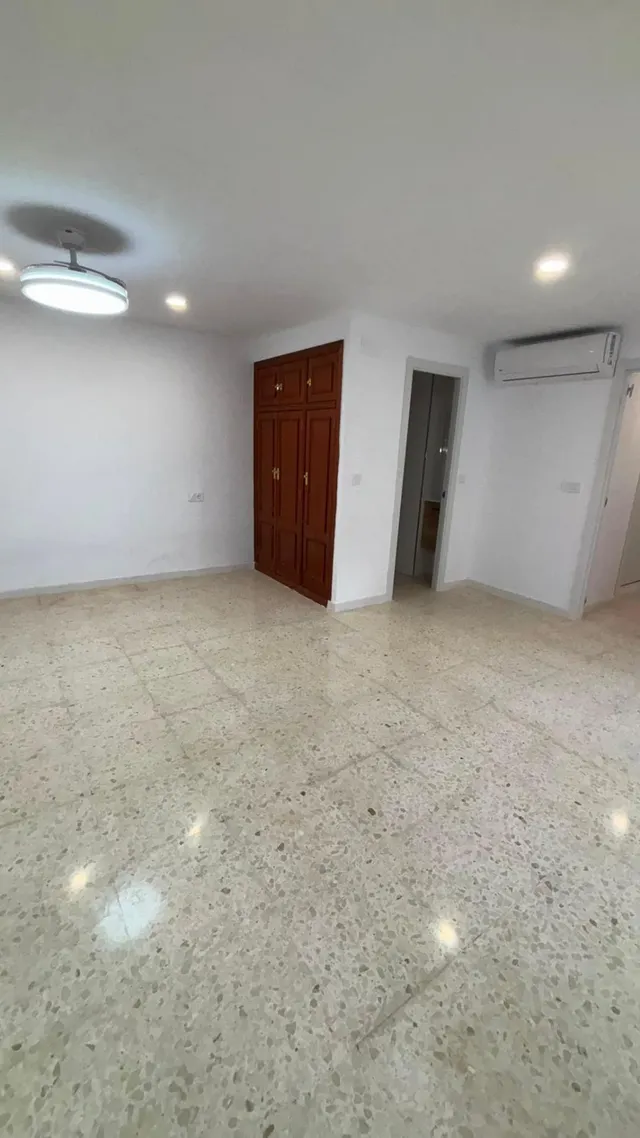 PISO EN PLANTA BAJA BARRIO EL NARANJO — 6