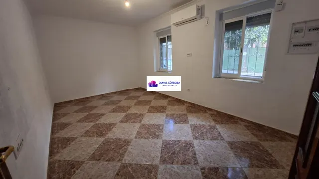 Magnifica casa de una planta en  la zona de cañero — 4